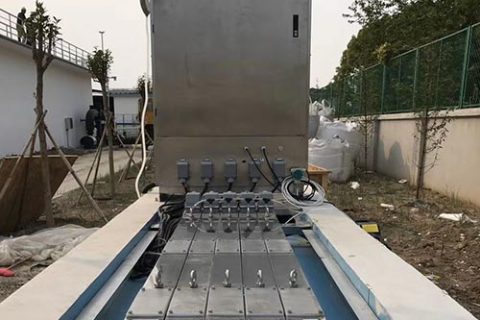 龙康紫外线消毒器